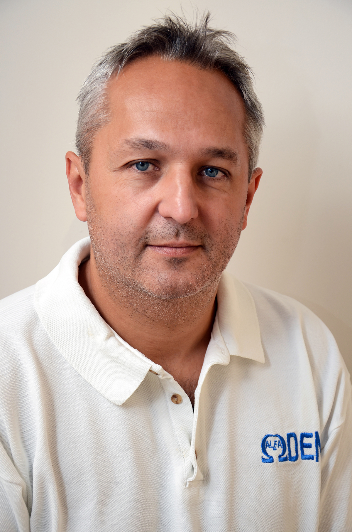 Papp Géza - cirkon és fémtechnikai munkák Papp Géza - cirkon és fémtechnikai munkák